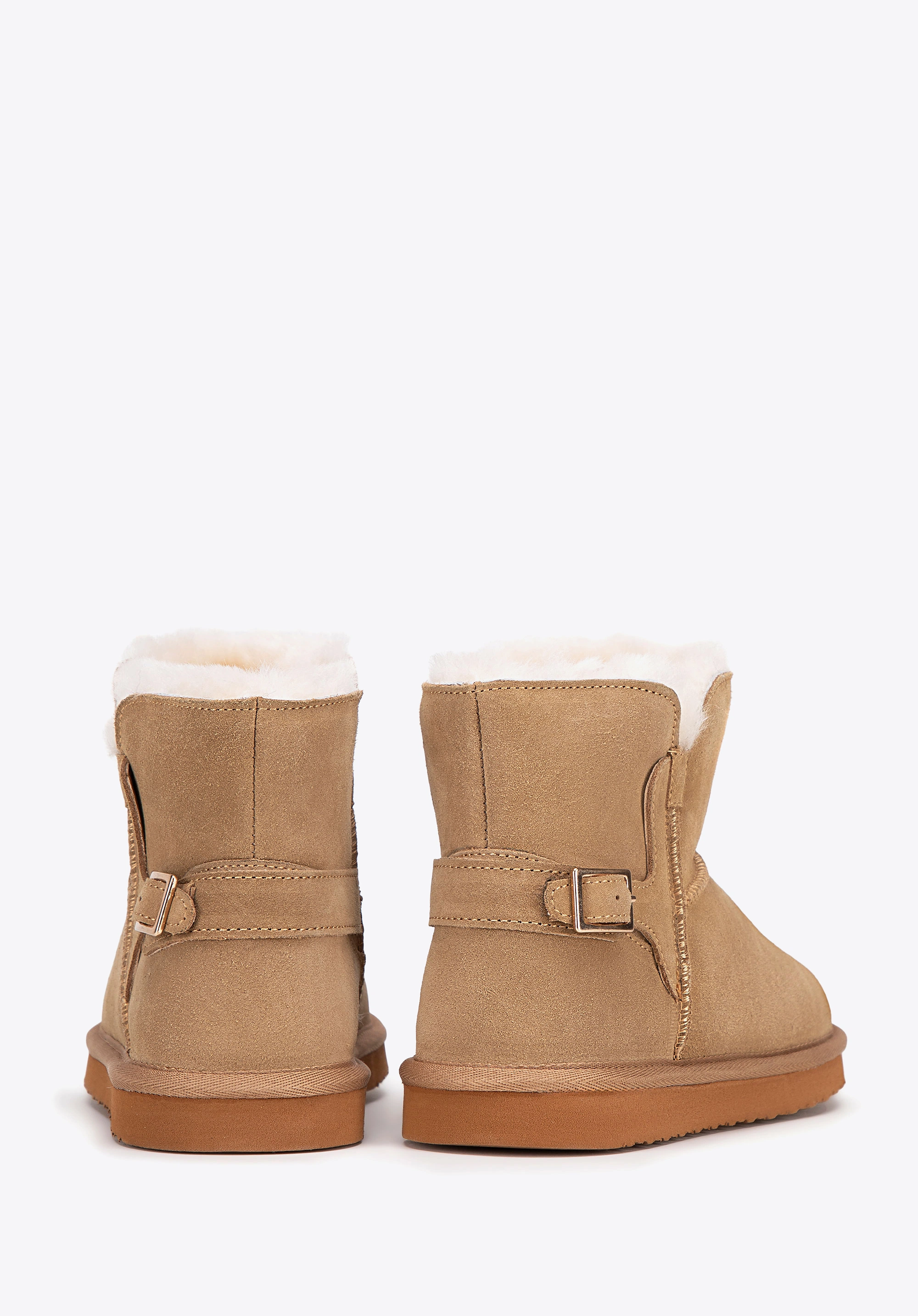 Damskie botki zamszowe z klamrą brązowe