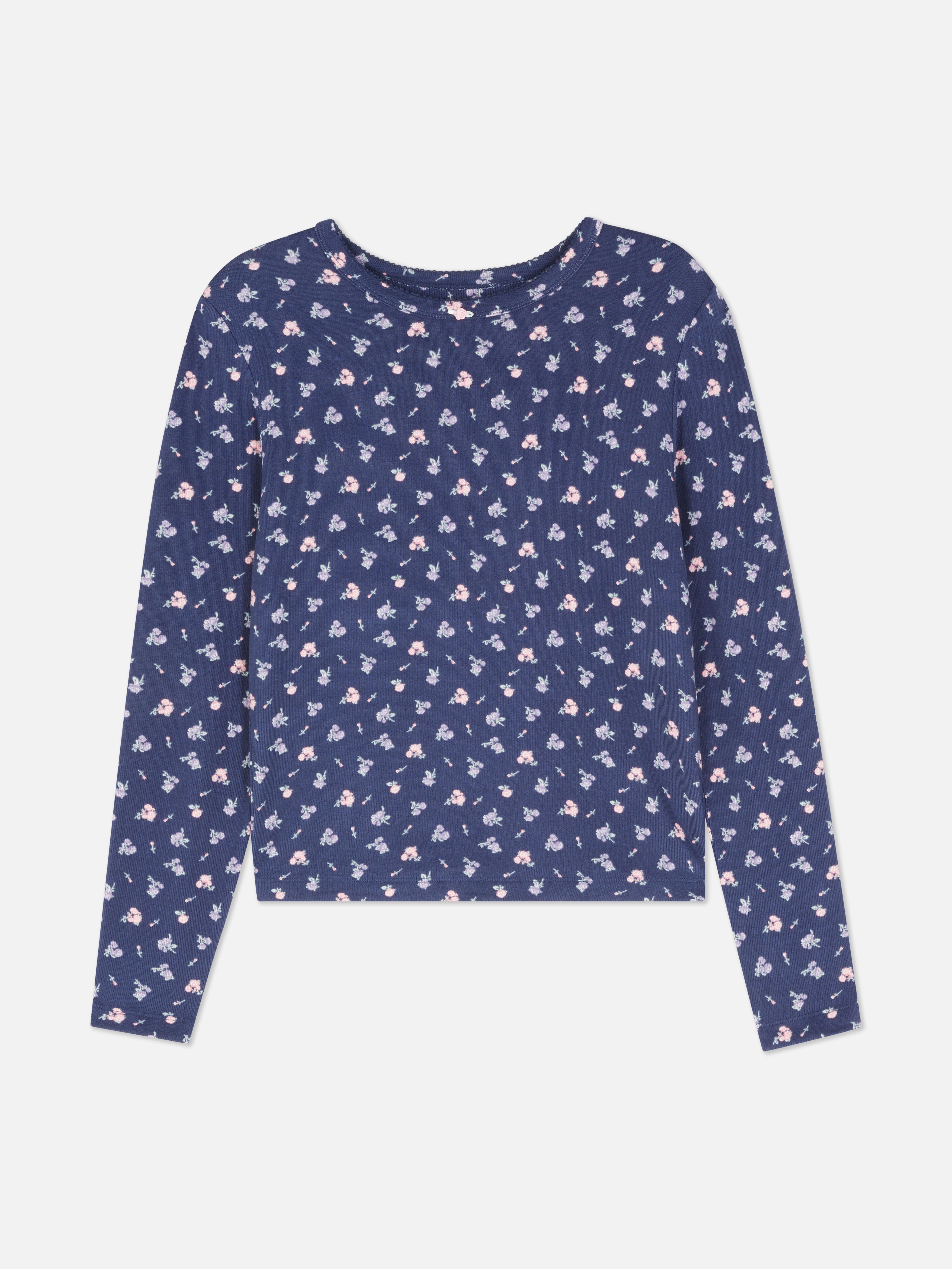 Top de pijama tricotat cu flori Un top de pijama cu model floral, mâneci lungi și margine picot la decolteu