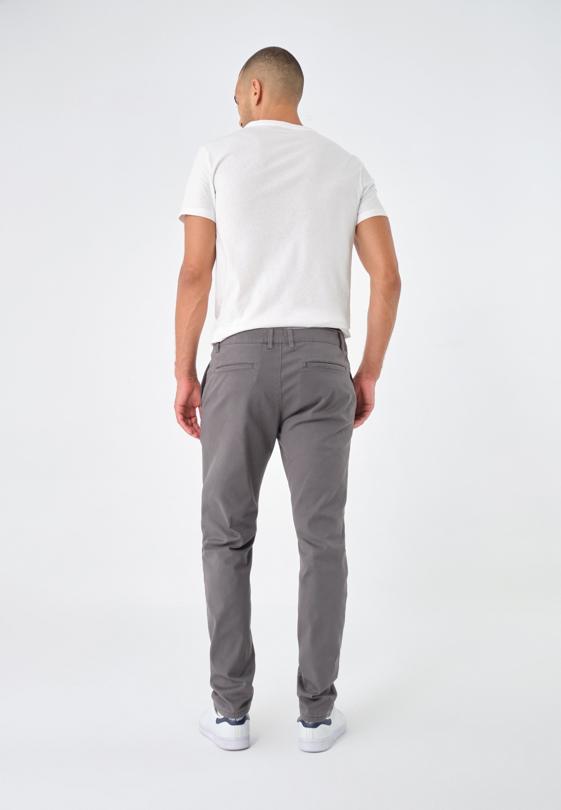Pantaloni chino Pier One - gri închis