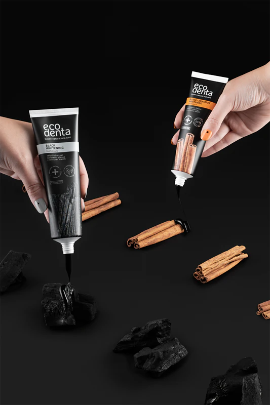 Ecodenta Expert Black Whitening tandpasta voor het bleken van zwarte tanden zonder fluoride