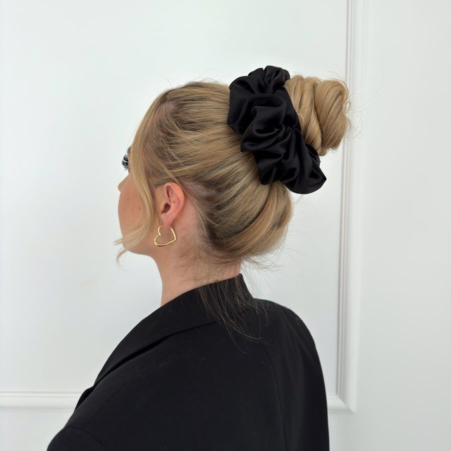 Danielle Classic Blackin suunnittelema
