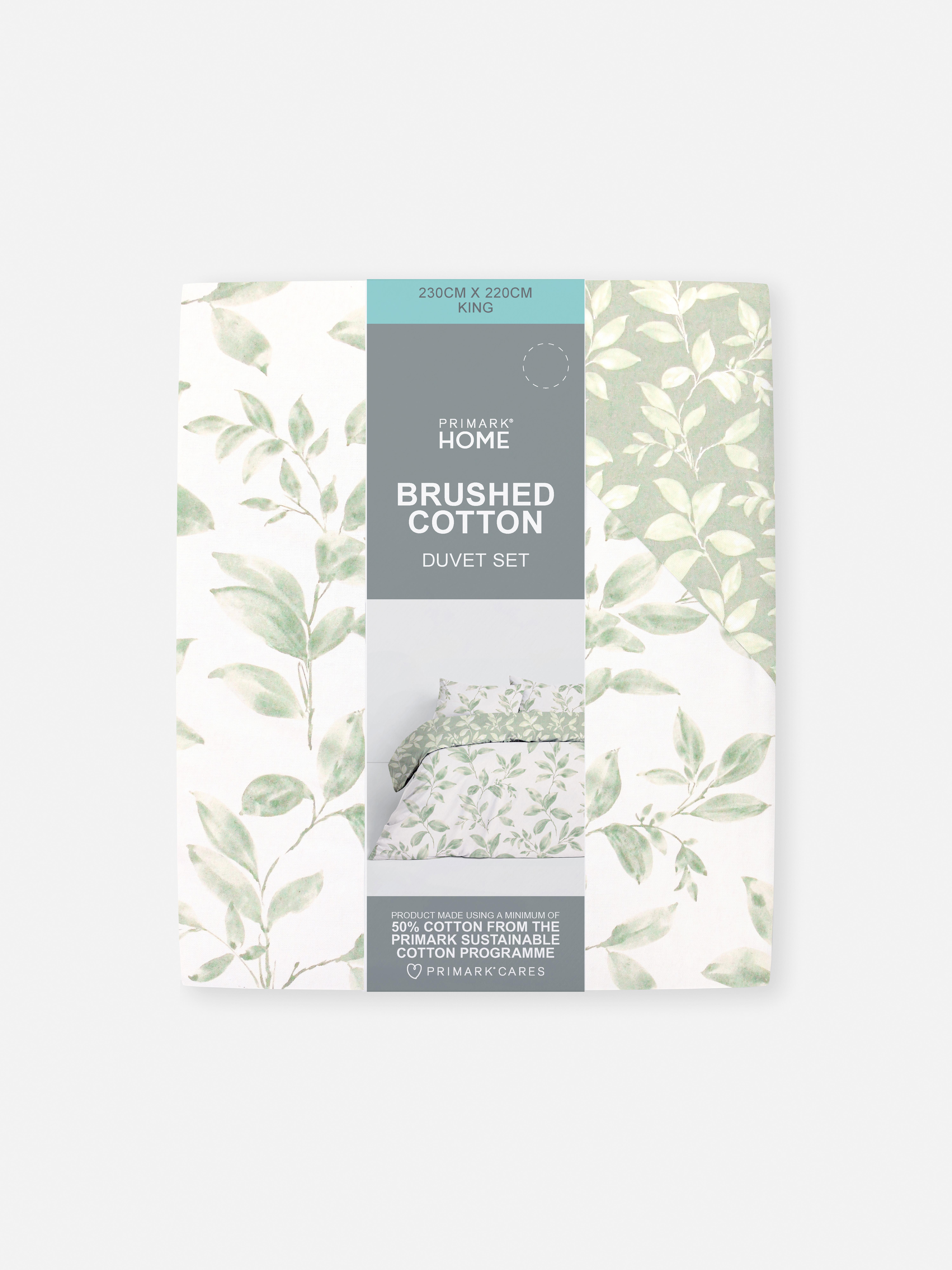 Set de husă de pilotă reversibilă king-size cu motiv de frunze. O husă de pilotă florală cu design reversibil.