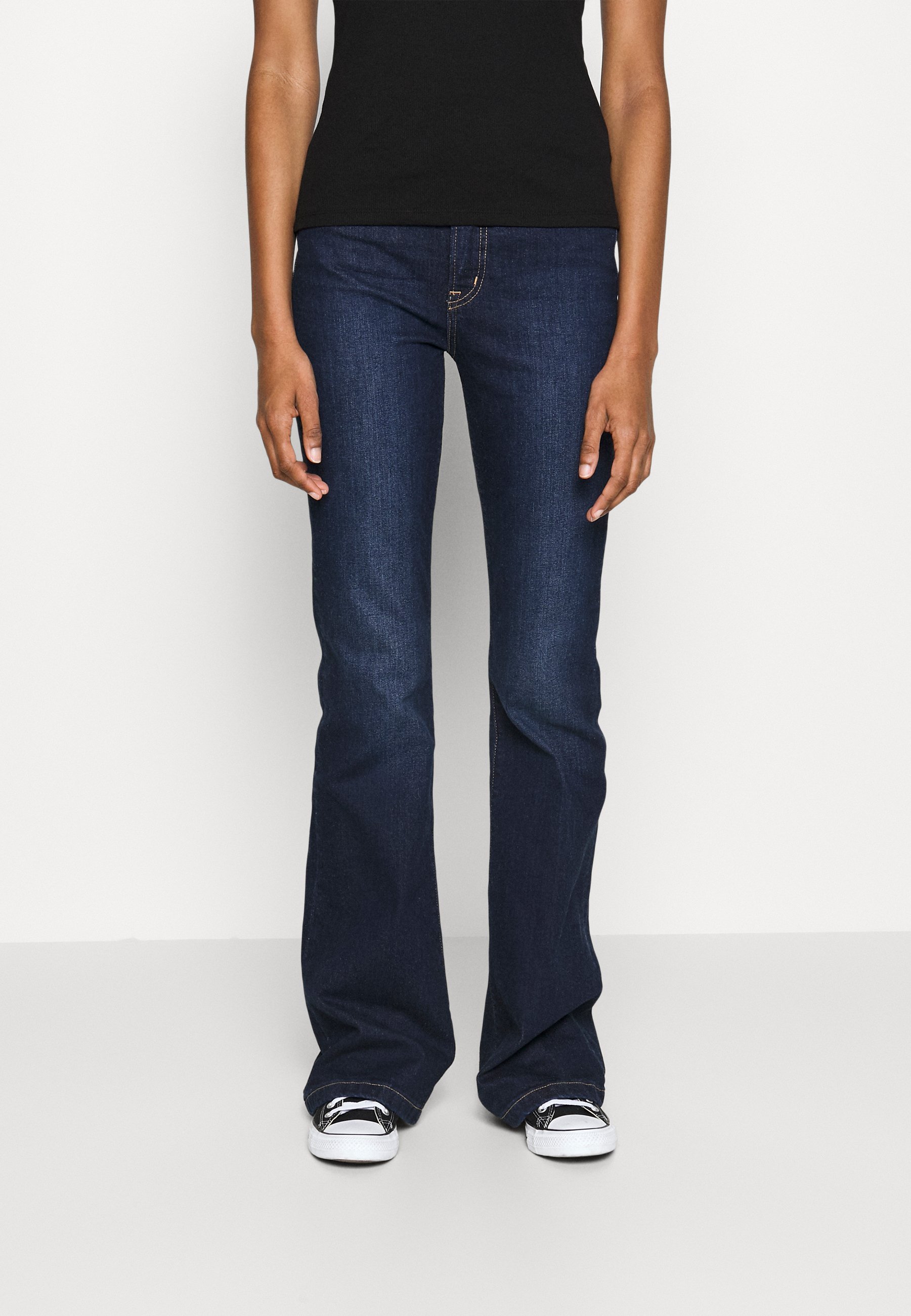 Gap Tall 70S FLARE HOLZER - Uitlopende jeans - donkere wassing