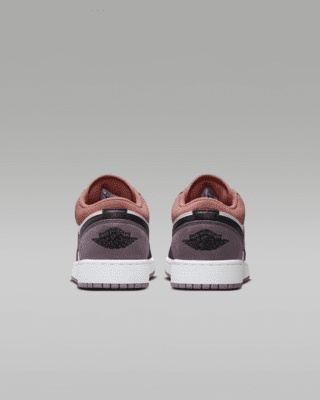 Air Jordan 1 Low SE Older Kids' Shoes