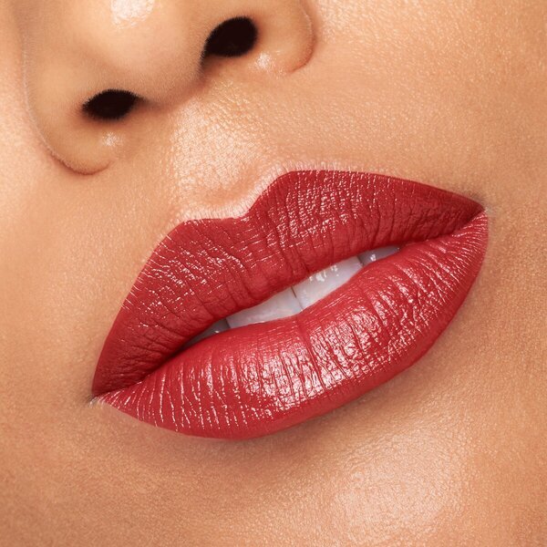 L'Oréal Paris Color Riche Nude Intense L'Ambre satenski ruž za usne<br>4,8g
