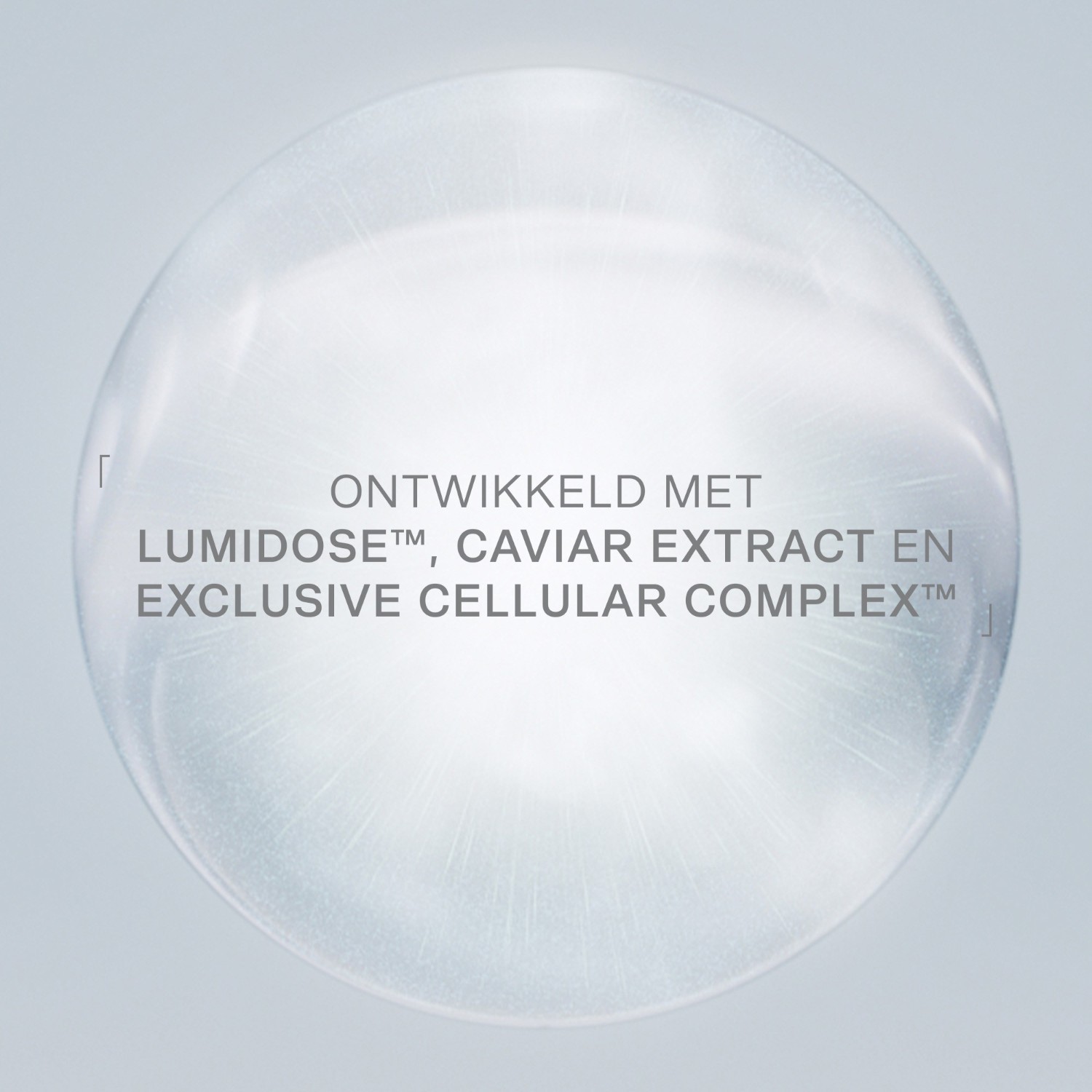 „La Prairie“ drėkinamasis serumas su baltųjų ikrų perlų užpilu, 30 ml