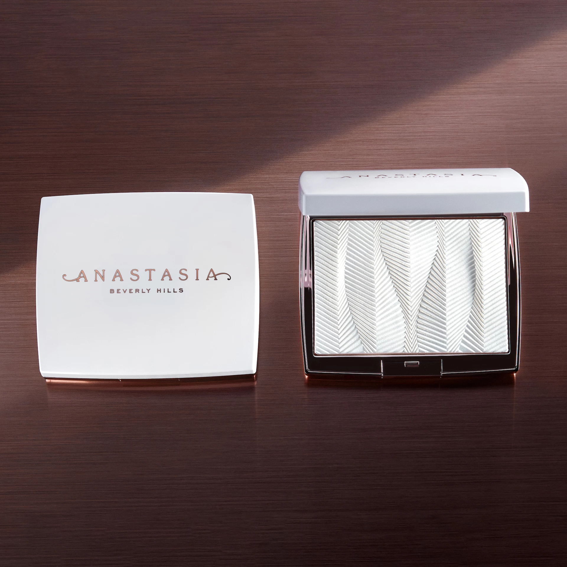 Highlighter Iced Out - Anastasia