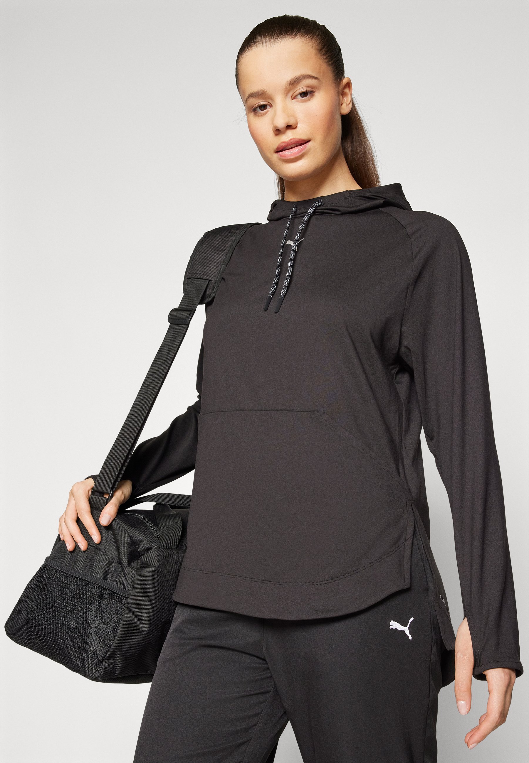 Felpa con cappuccio Puma MODEST - Maglia a maniche lunghe - nera