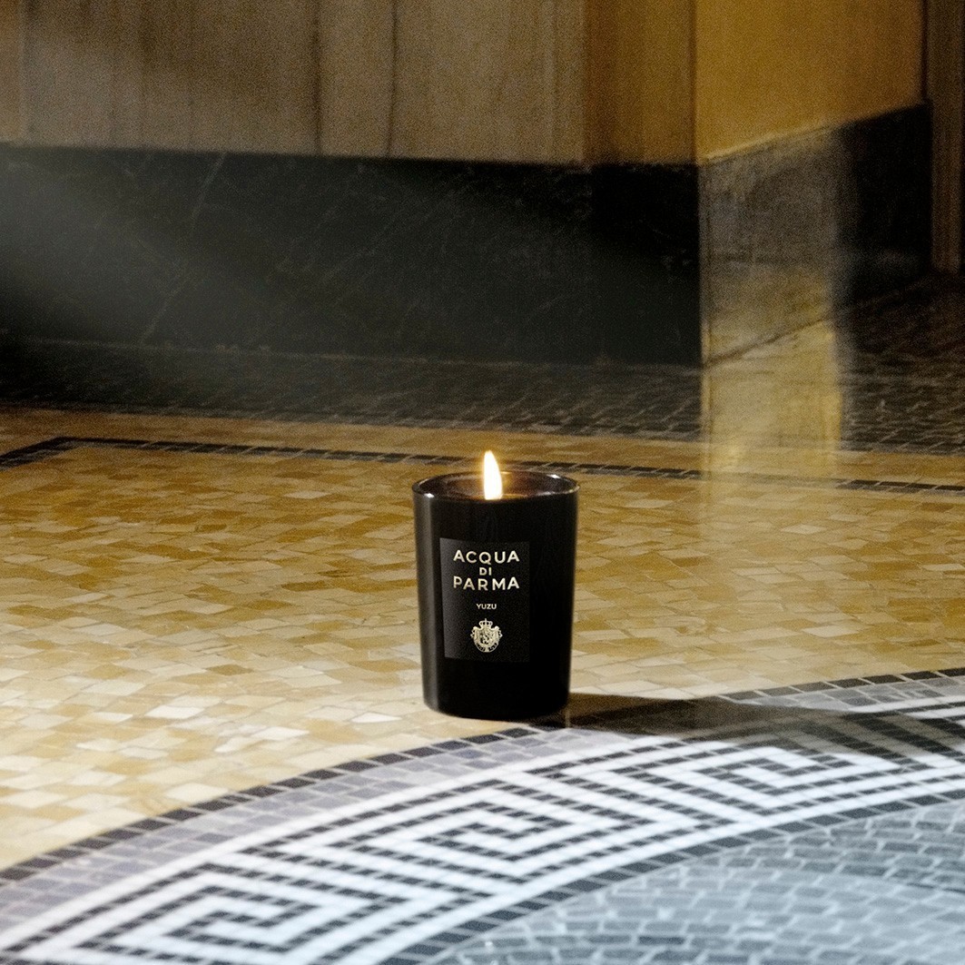 Acqua di Parma svijeća Signatures Of The Sun Yuzu - 200 g