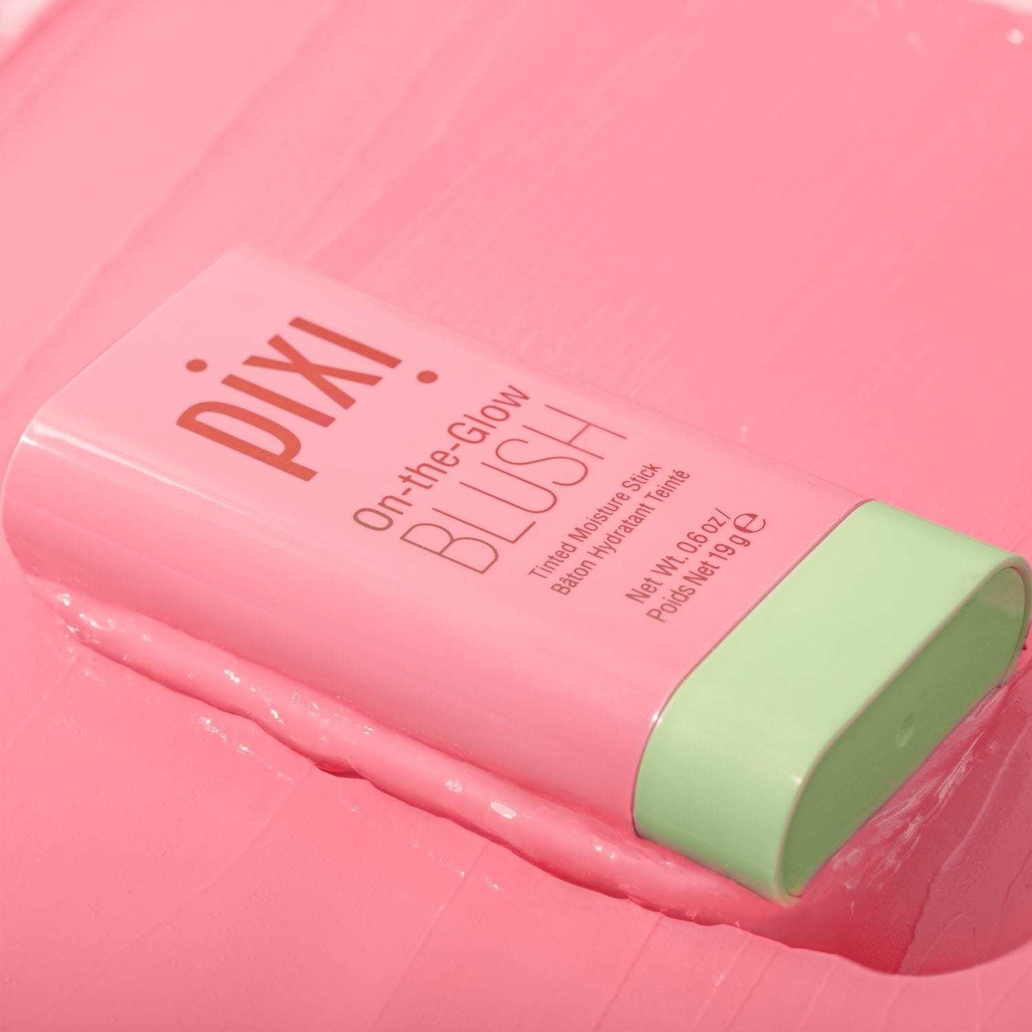 Rdečilo za lica Pixi On-the-Glow Rouge – 19 g