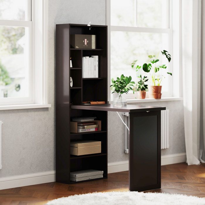 Escritorio plegable de pared HOMCOM con almacenamiento, librería, estación de trabajo, pizarra y estante ajustable.