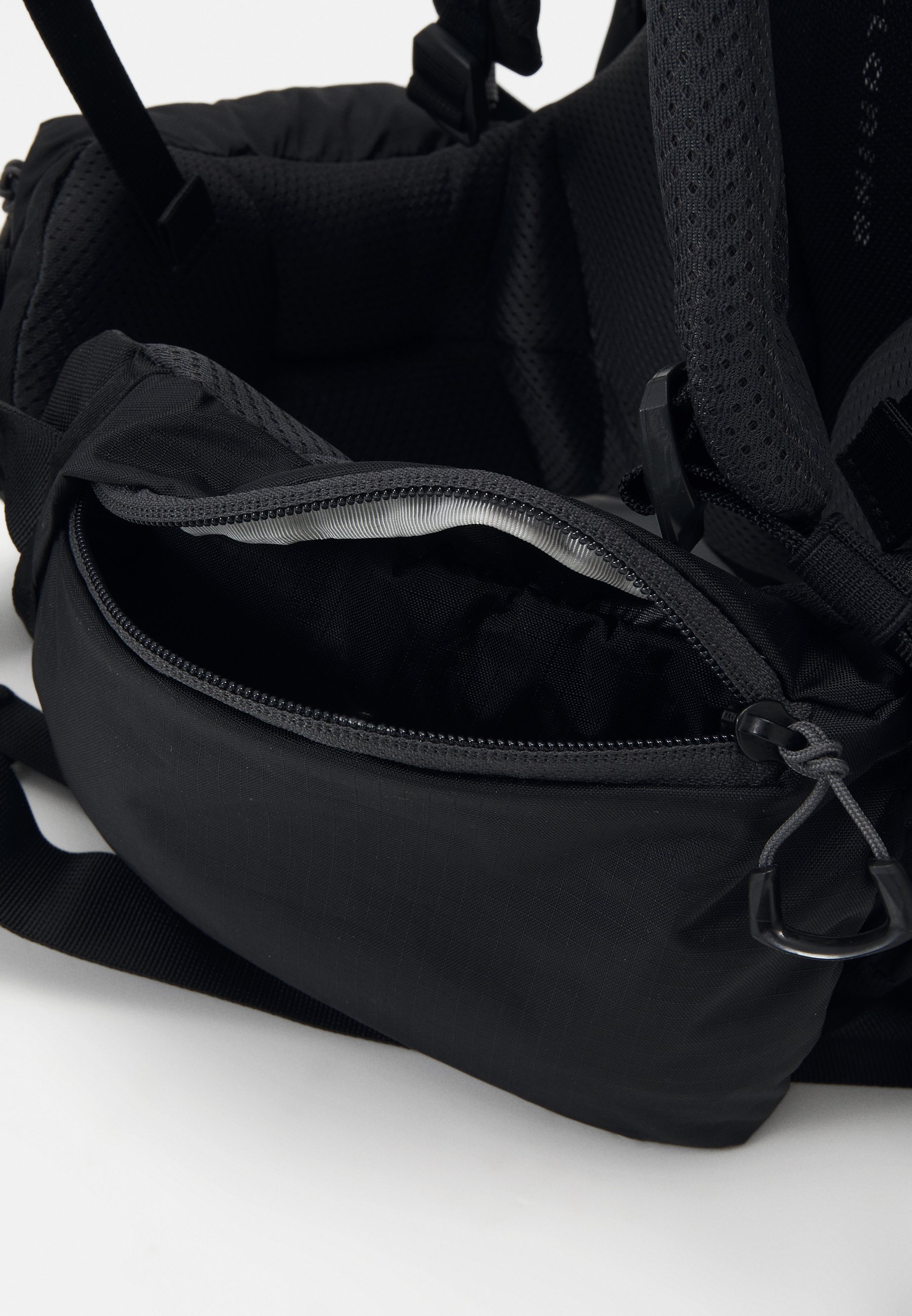 Sac à dos de randonnée unisexe The North Face TERRA 65 - noir/gris asphalte