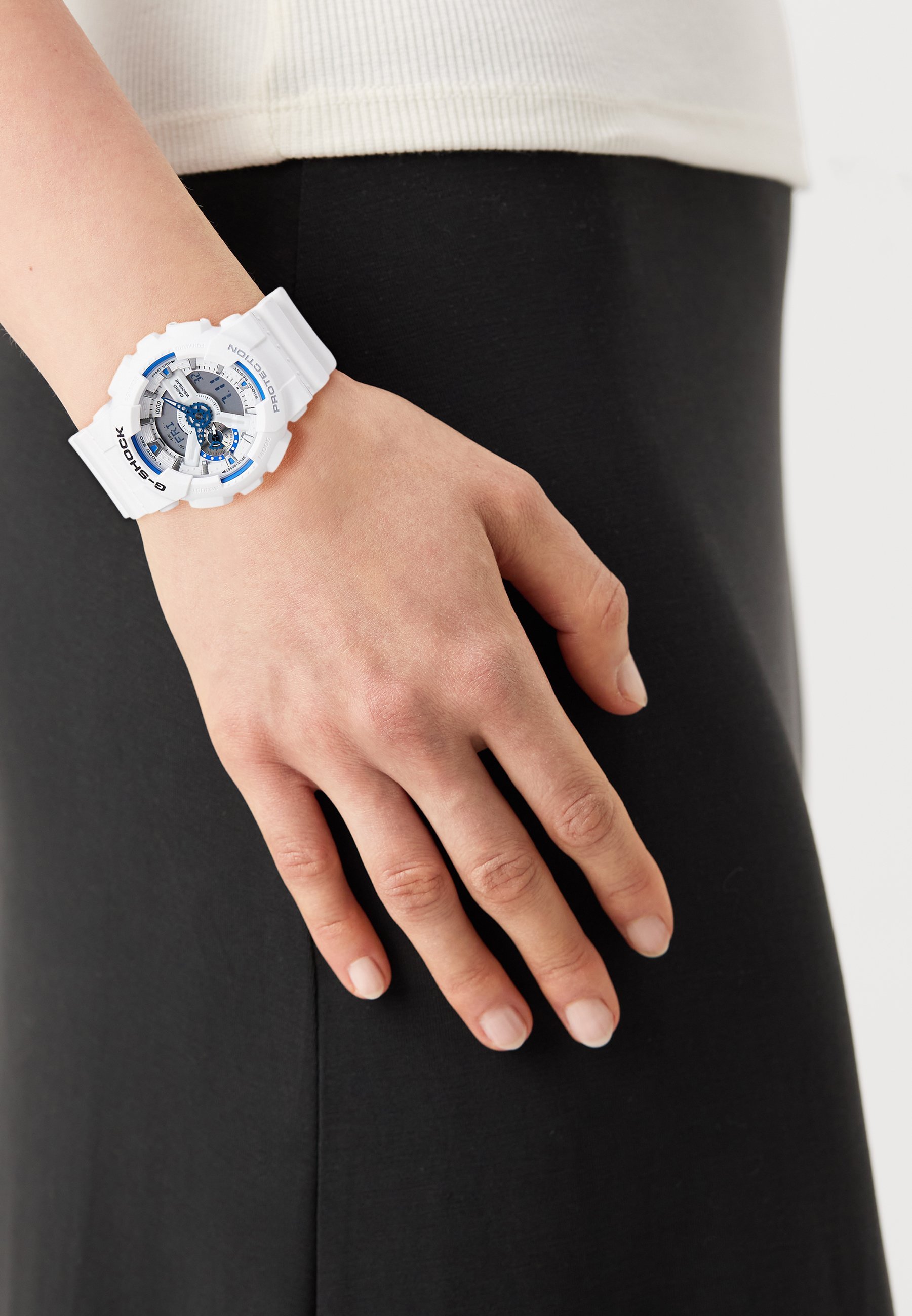 G-SHOCK GA-110HDS-7A UNISEXE - Montre chronographe - blanche