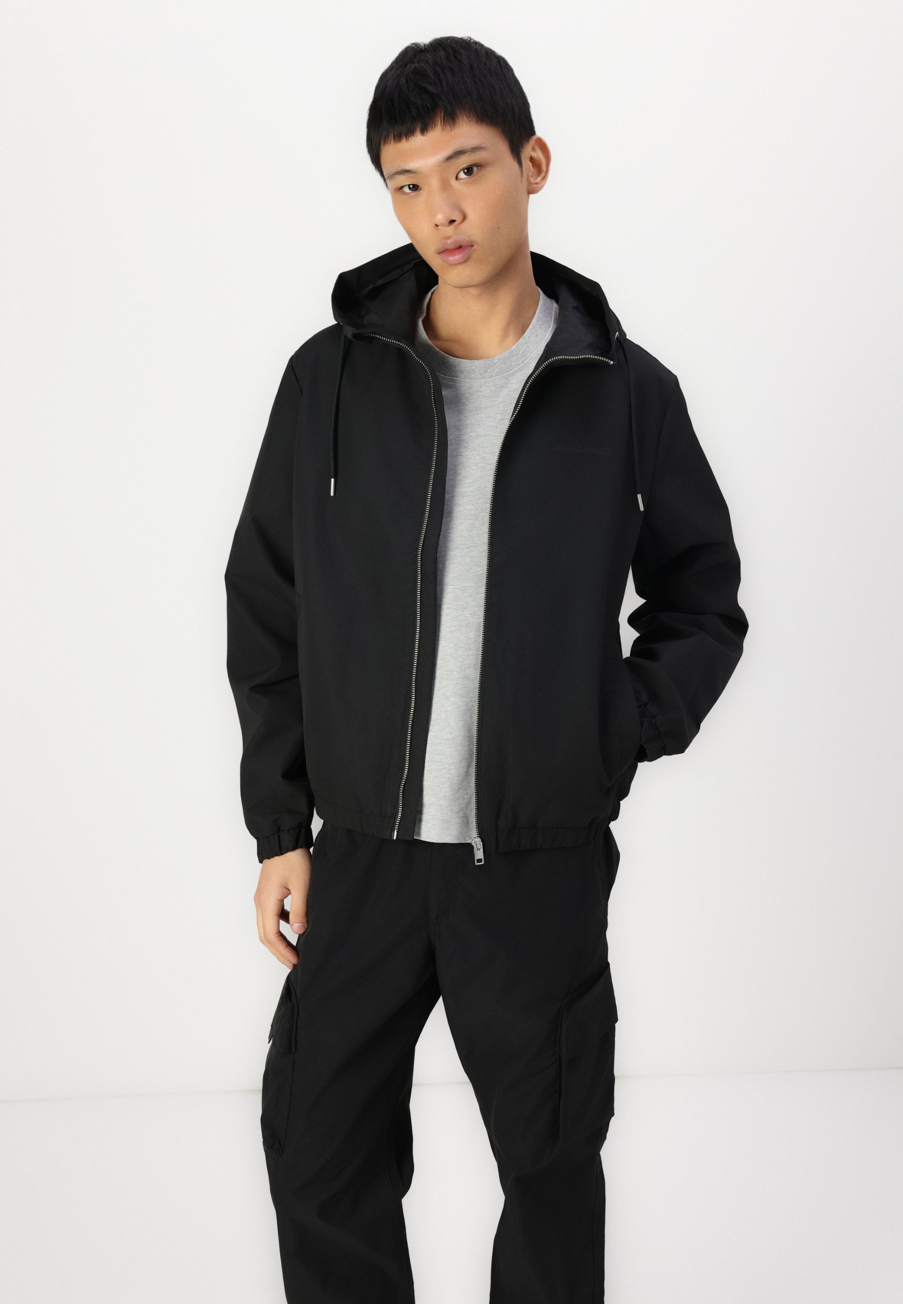 Jack & Jones ELEGACY HOOD NOOS - Lehká bunda - black
