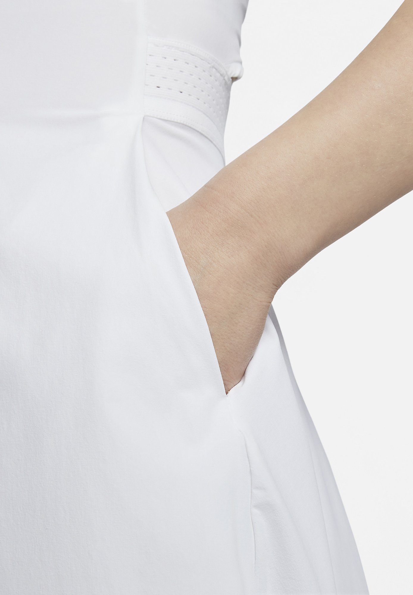 Robe de sport Nike Performance - blanche/noire