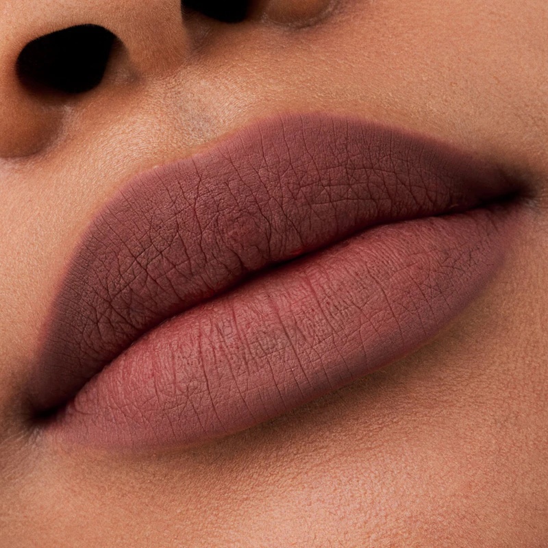 „Catrice Plumping Lip Liner“ matinis lūpų pieštukas su drožtuku