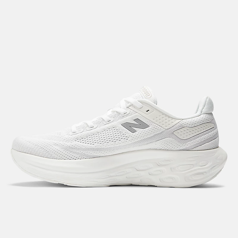 Mousse Fresh Foam X 1080v13 pour homme – Blanc avec finition métallisée argent clair