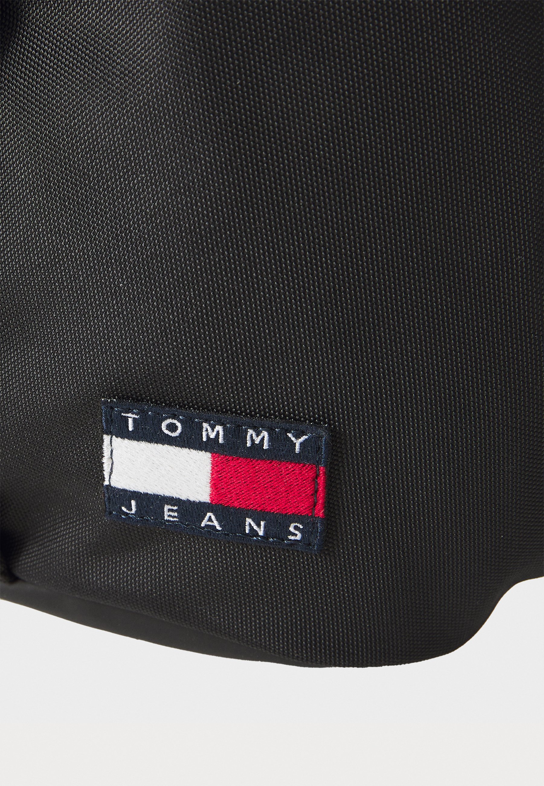 Tommy Jeans DAILY SLING BAG - Marsupio - nero