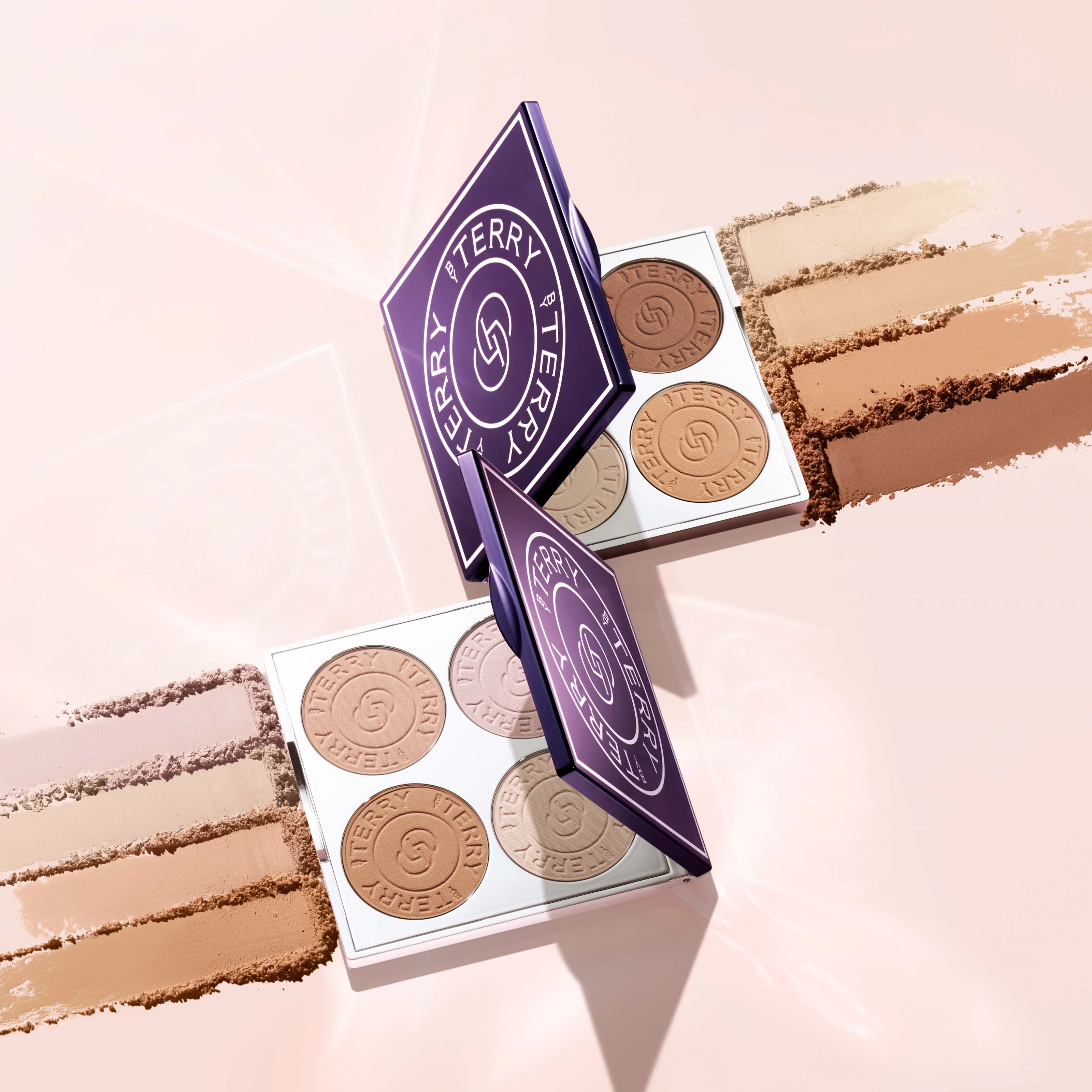 Paleta hijaluronskog hidratantnog pudera N2 srednje do tople boje - By Terry