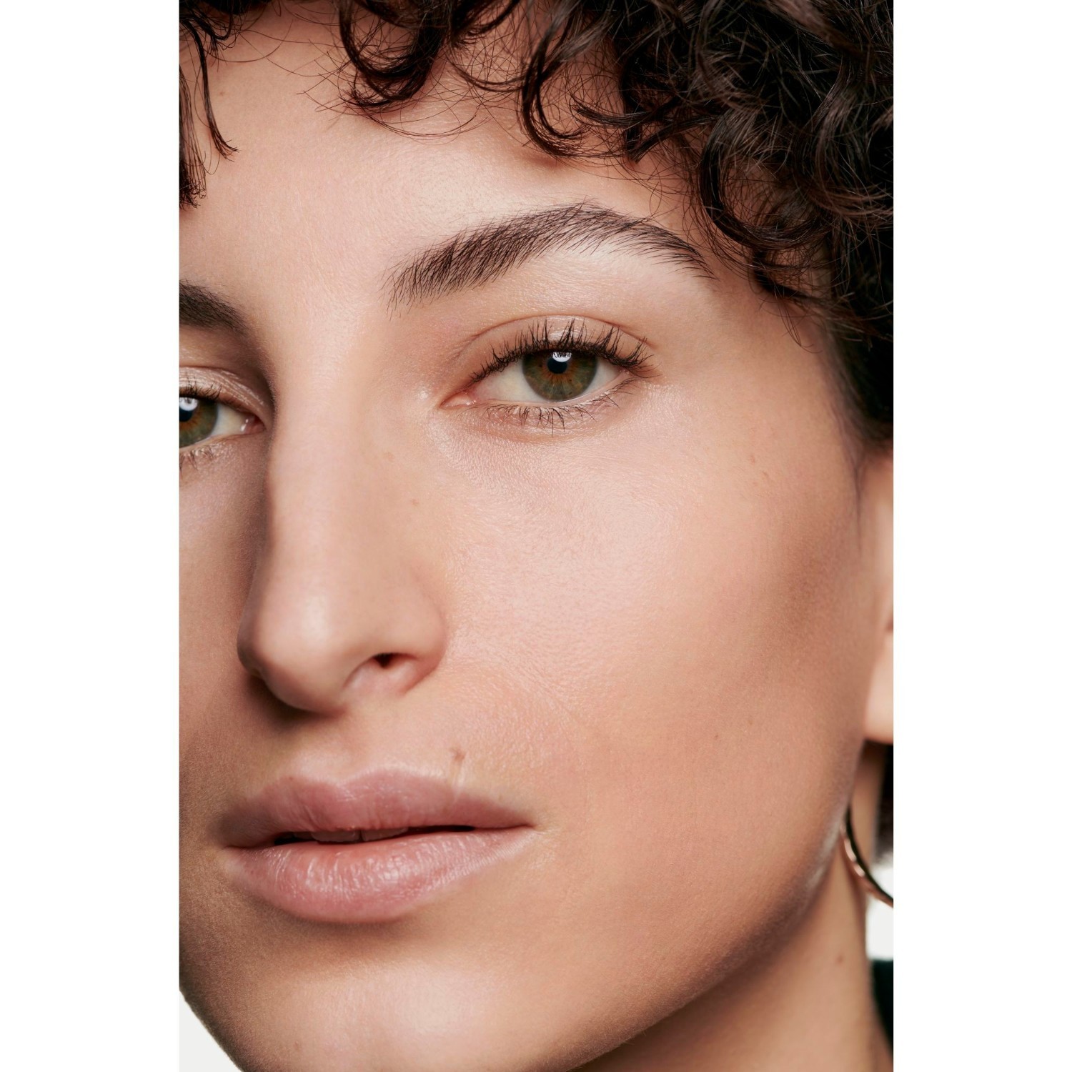 CHANEL Foundation LES BEIGES TEINT BELLE MINE NATURELLE HYDRATATION ET LONGUE TENUE - 30 ml