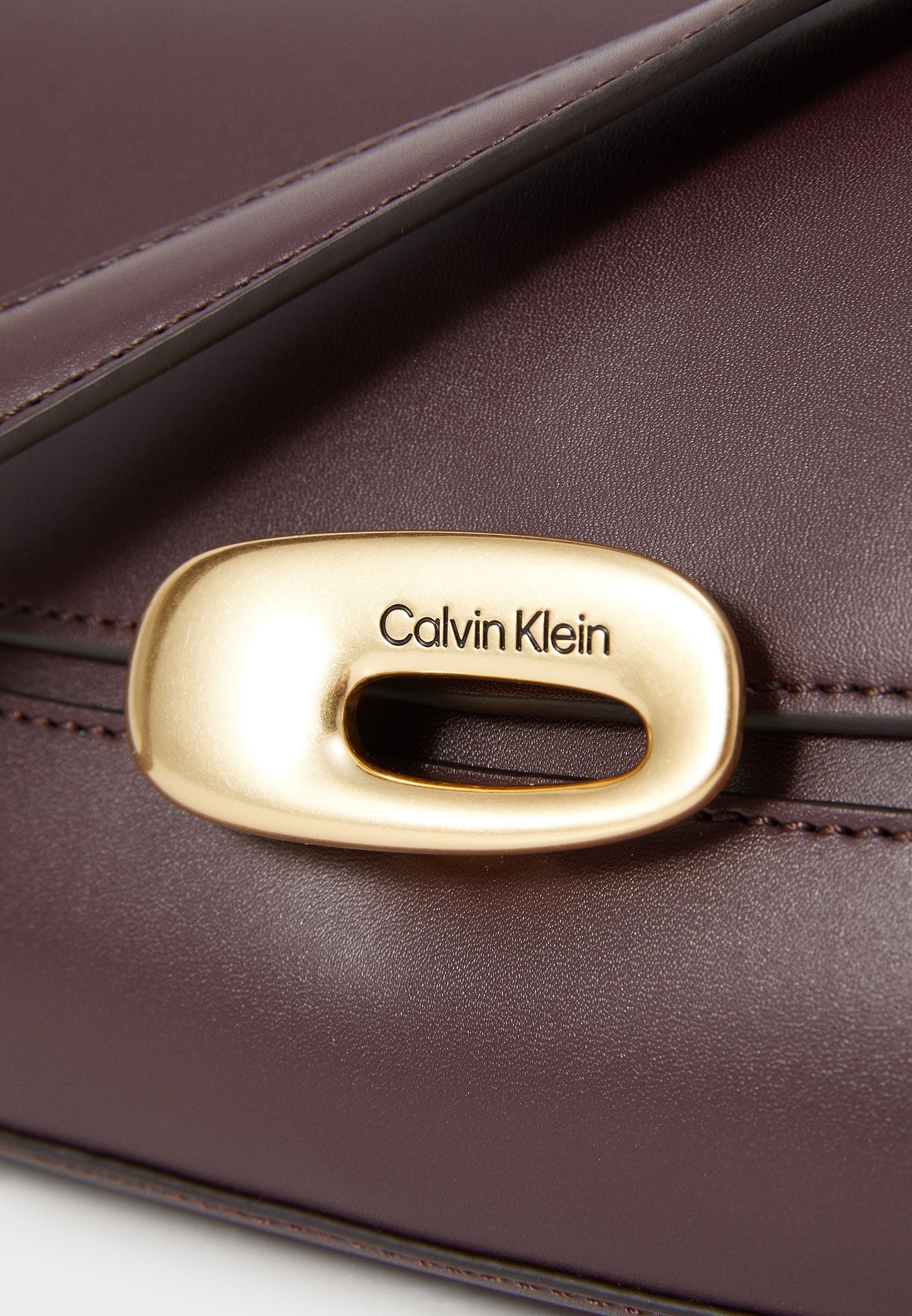 Käsilaukku - blackCalvin Klein