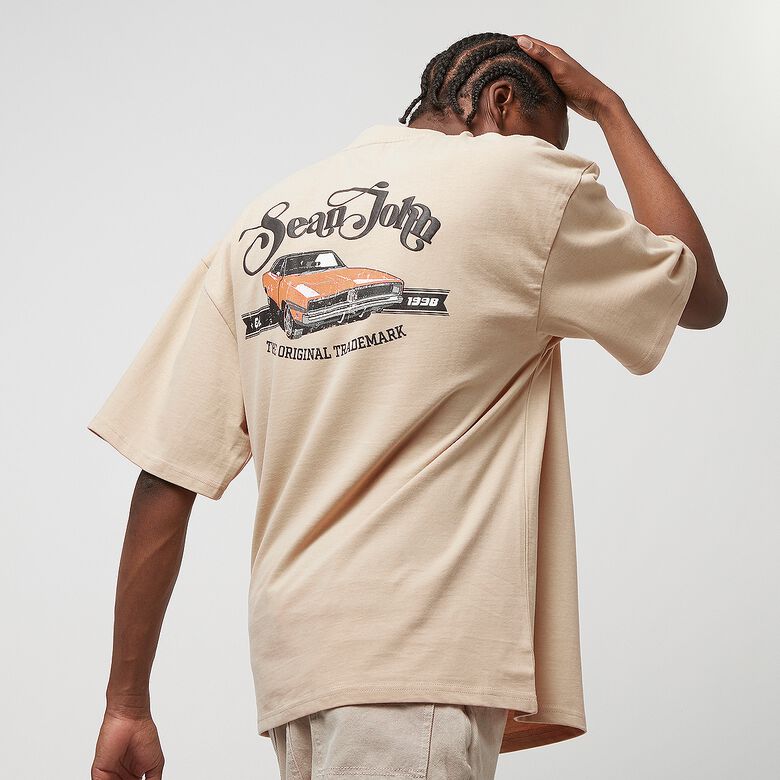 Camiseta con estampado retro de coche y espalda color melocotón