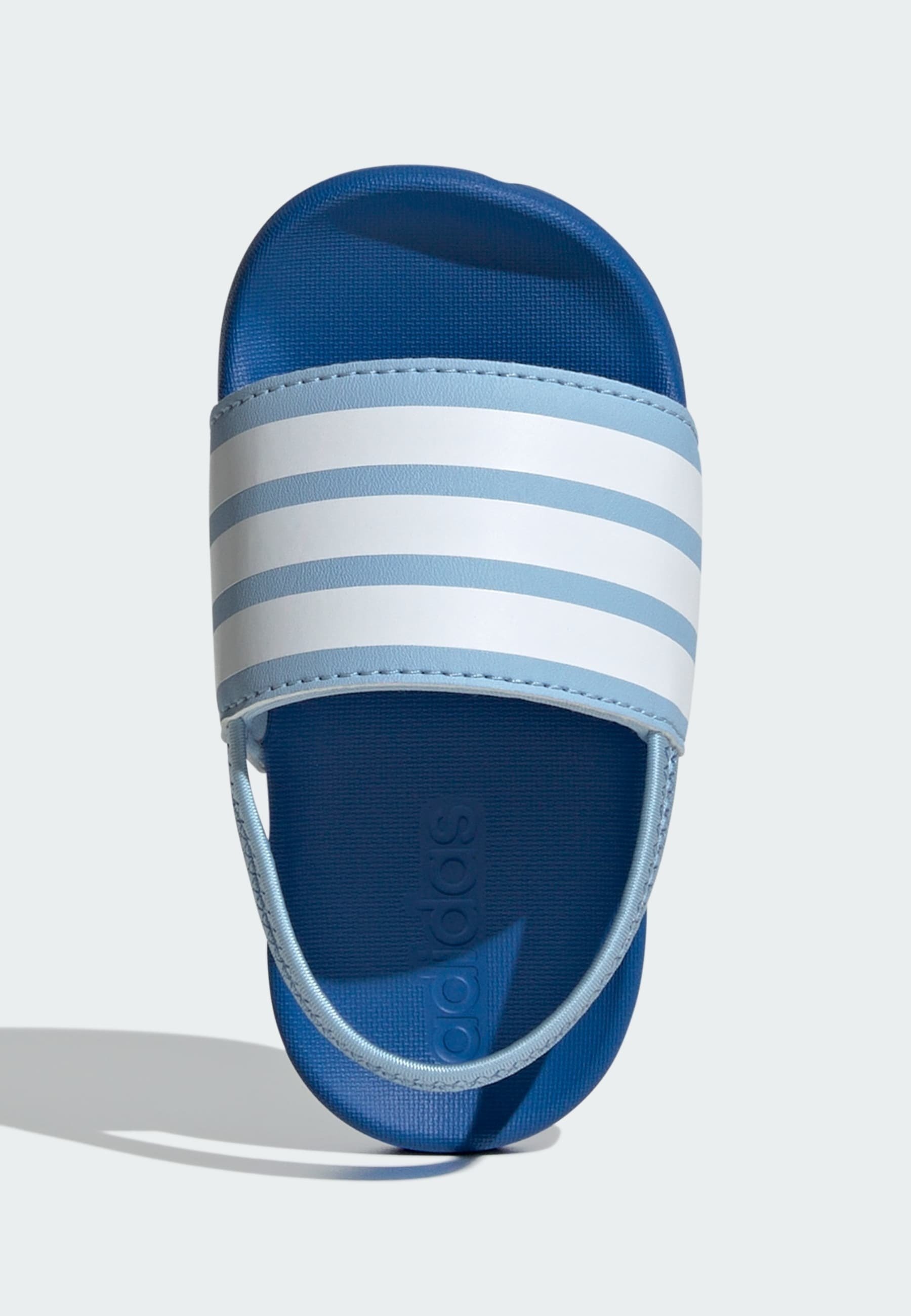 adidas Sportswear ADILETTE ESTRAP KIDS - Sandales de piscine - Blanc nuage clair bleu roi
