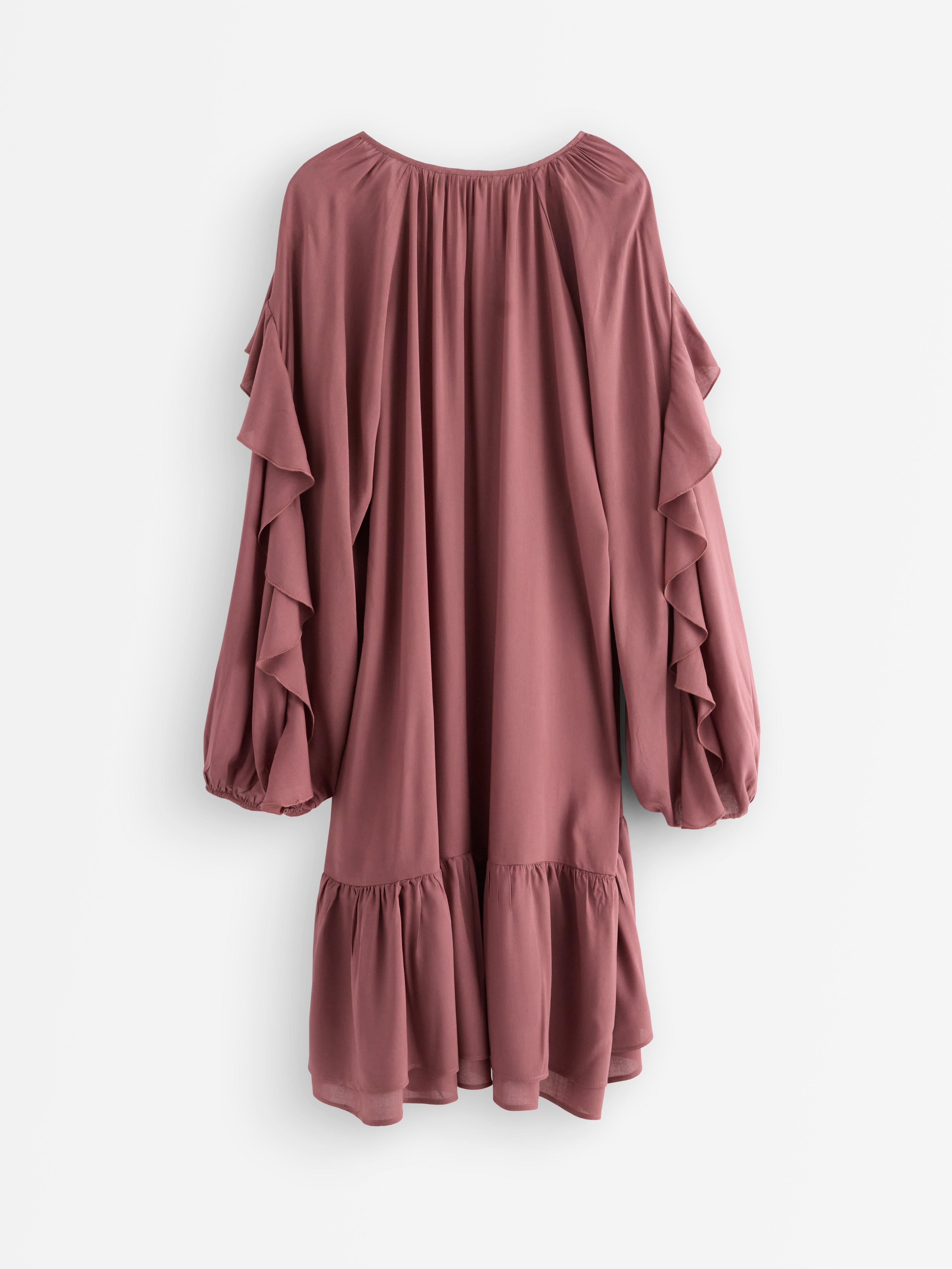 Mini vestido com babados rosa escuro acinzentado