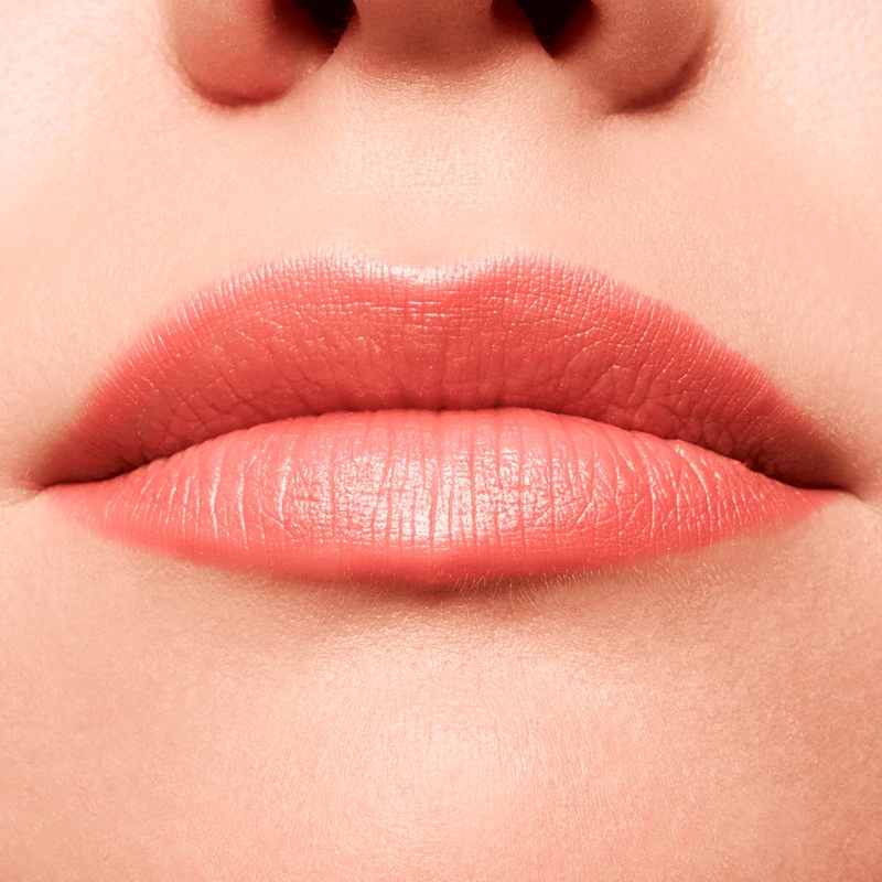 essence Soft & Precise lūpų pieštukas