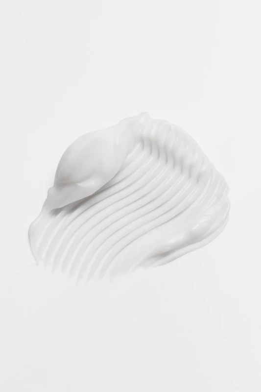 Hydratačný a upokojujúci kondicionér Some By Mi Cica Peptide Derma Scalp Treatment proti vypadávaniu vlasov