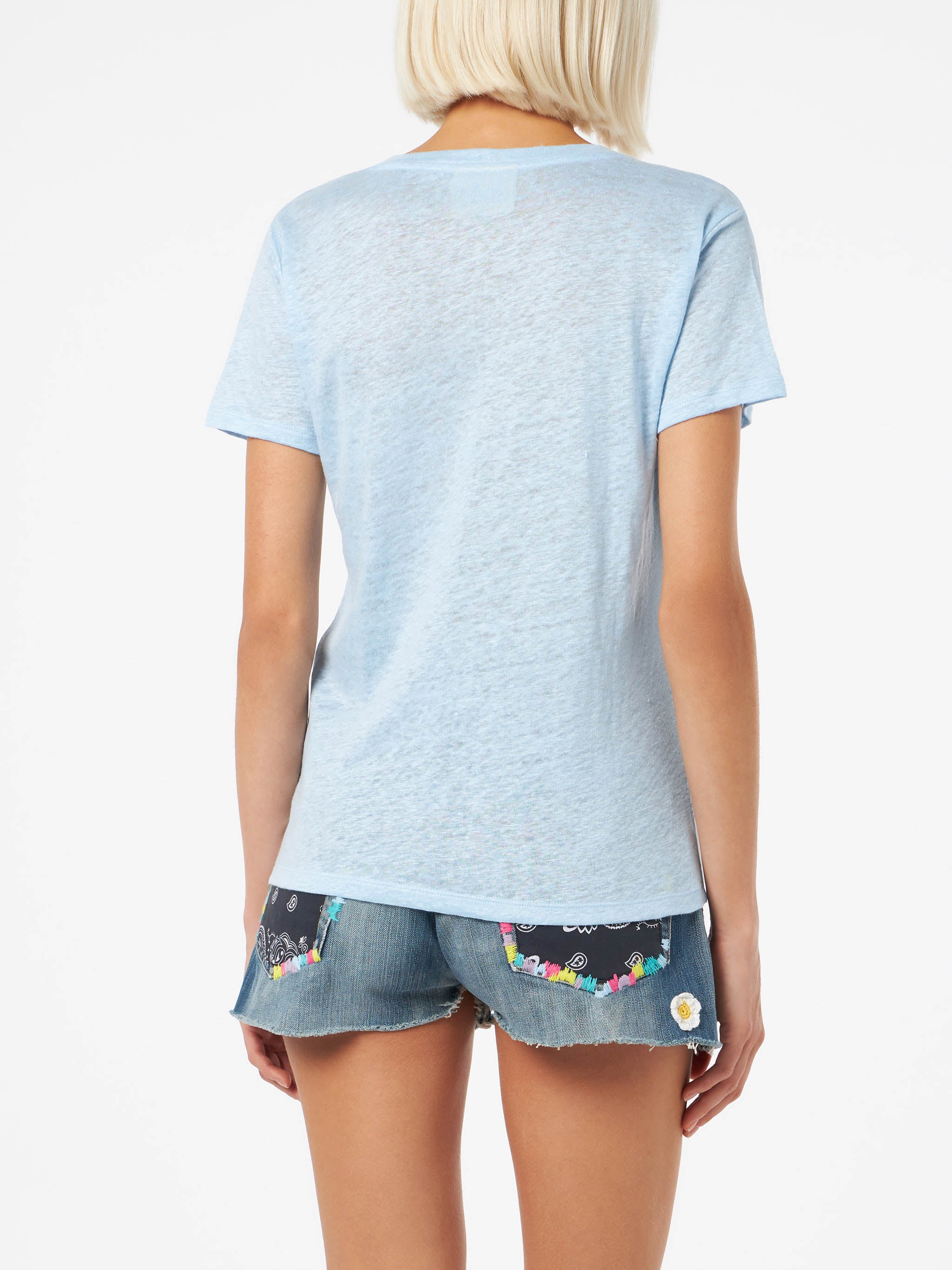 Eloise lichtblauw T-shirt met V-hals van linnenjersey