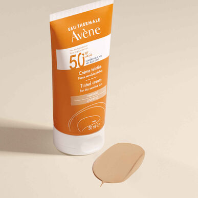 Avène Sun Care tonirana krema za ujednačavanje SPF50 krema za lice sa zaštitnim faktorom za suhu kožu s bojom 50 ml