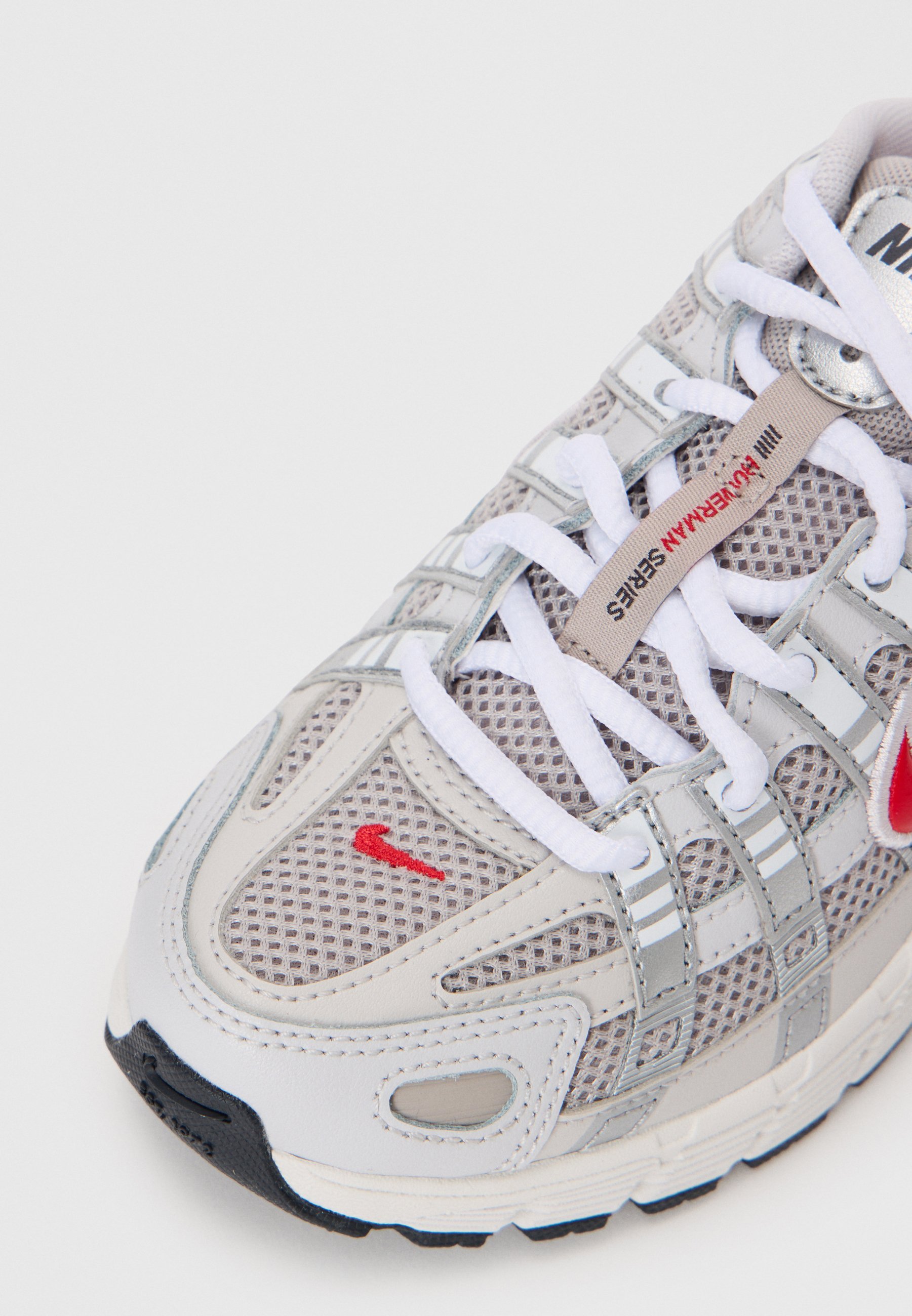 Nike Sportswear P 6000 UNISEX - Sneaker - College Grey/Fire Red/Vast Grey/Phantom