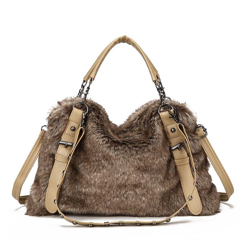 Sac bandoulière souple d'hiver grande capacité, style punk, en peluche, avec rivets et fausse fourrure, pour femme