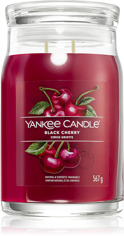 Vonná svíčka Yankee Candle Black Cherry Signature