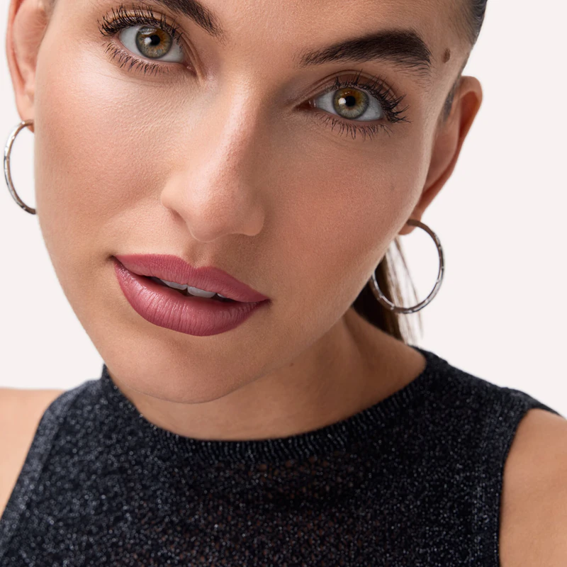 Catrice Gel Glide Lápis Labial de Longa Duração com Acabamento Matte