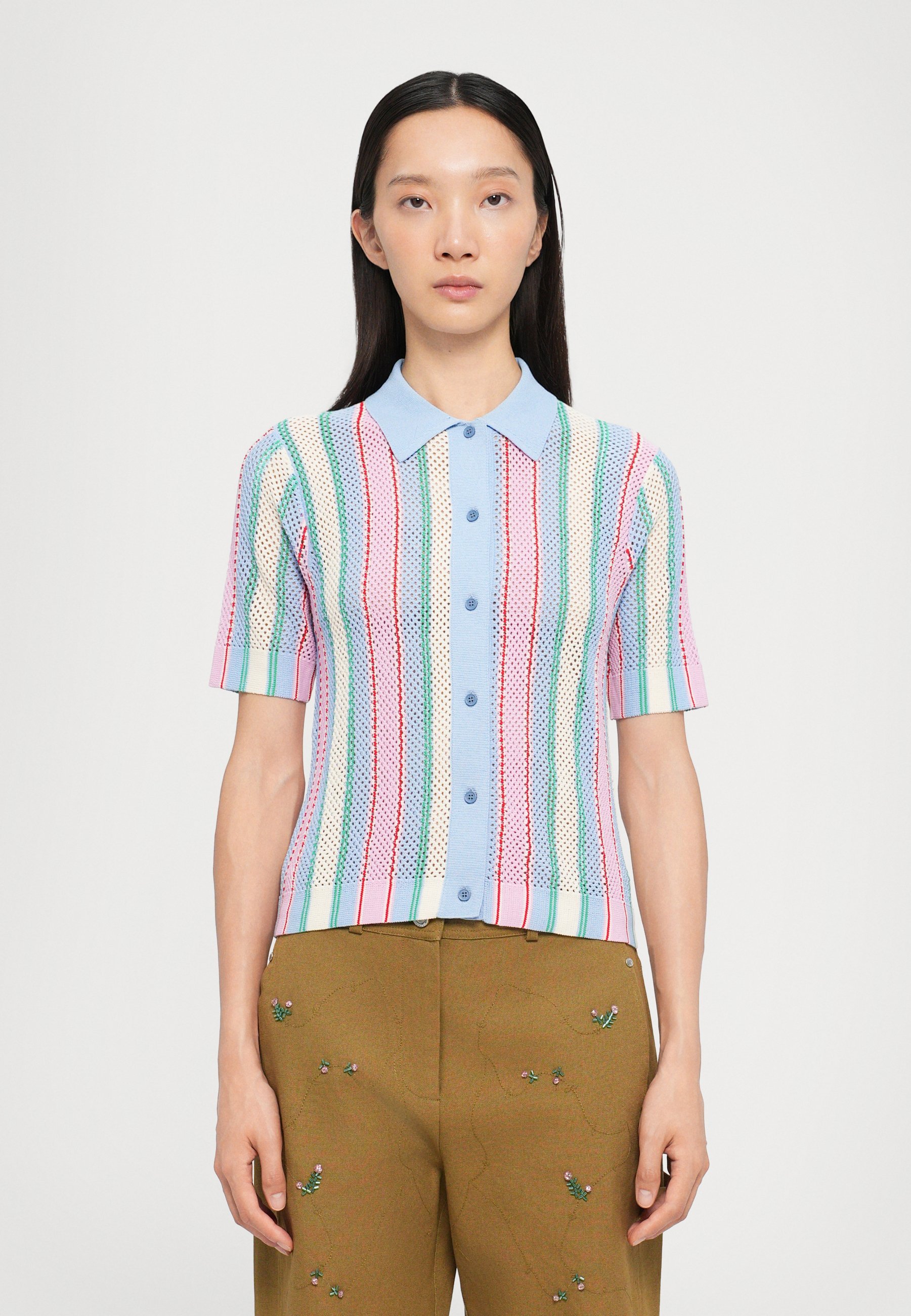 Stine Goya Bluse mit Knopfleiste – mehrfarbig