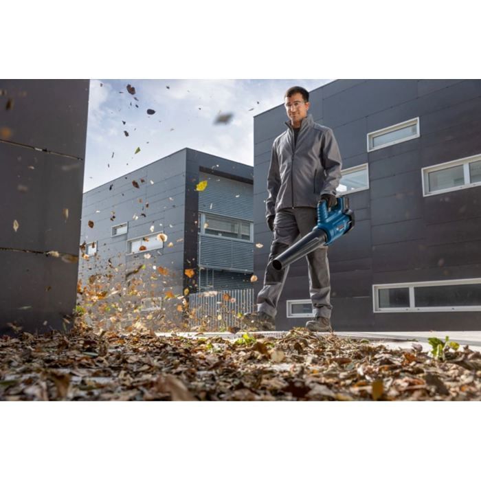 Bosch Professional 18V Souffleur GBL 18V-750 (780 m³/h, vitesse d’air jusqu’à 198 km/h, variateur de vitesse) sans batterie