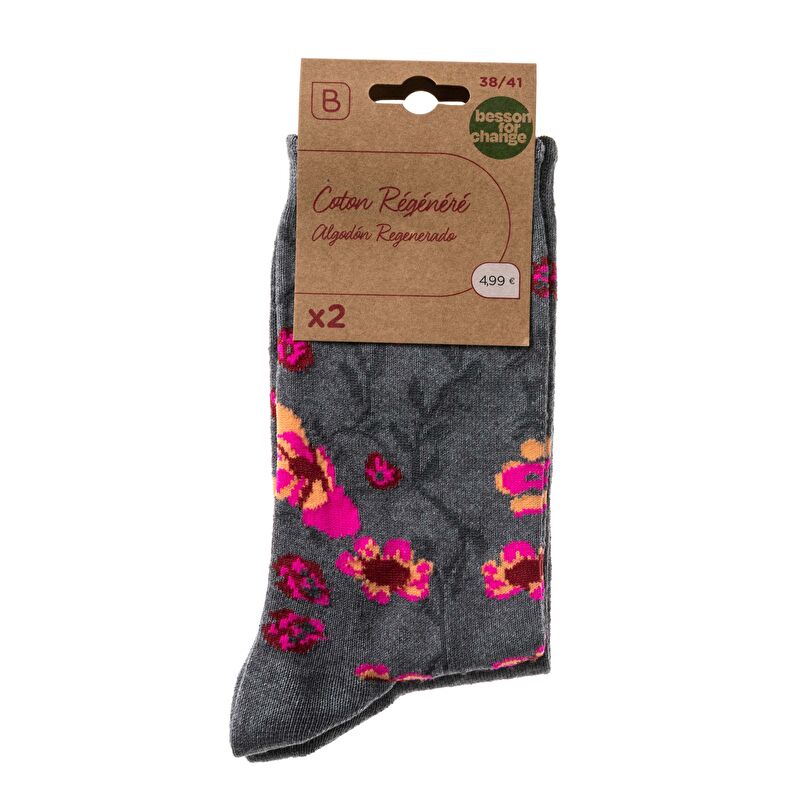 Calcetines y medias grises para mujer