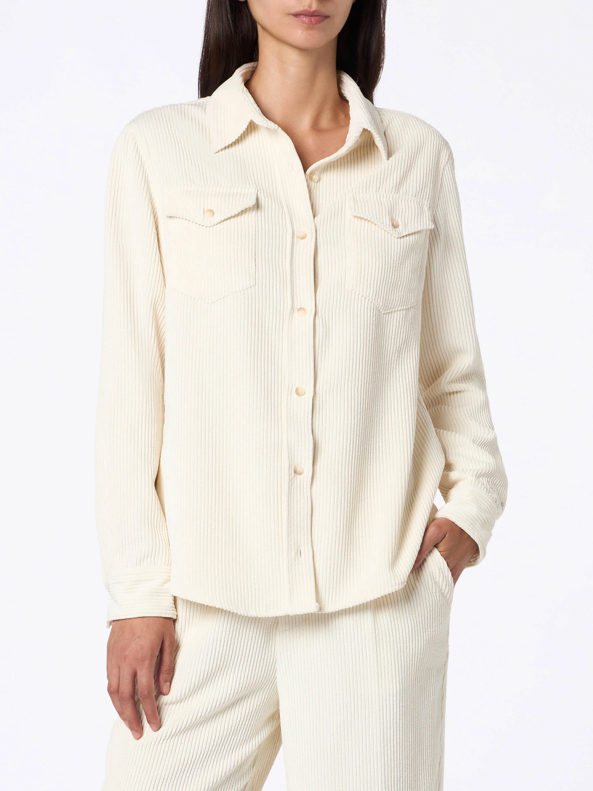 Camisa de pana beige para mujer de la marca Deer