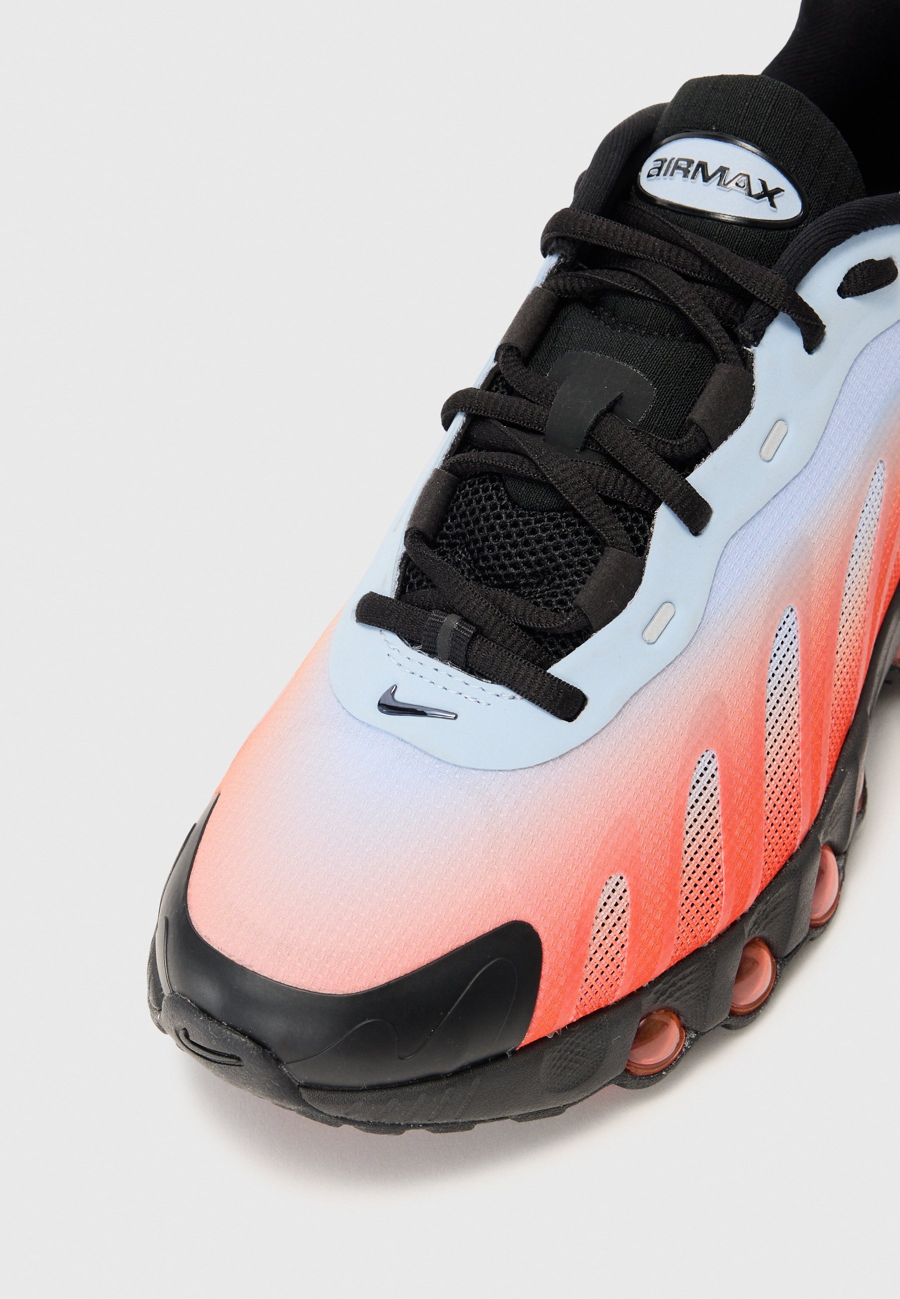 Nike Sportswear AIR MAX DN8 - Sneakers - royal tint/chrome/crimson black