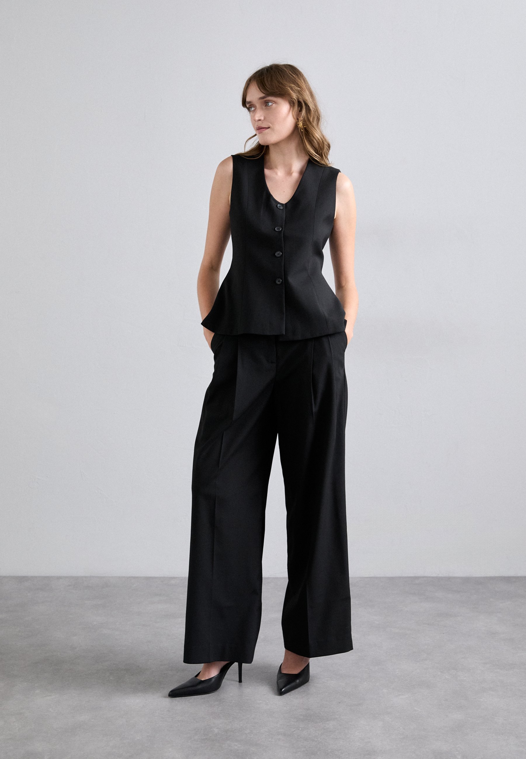 Door Malene Birger MERLIN - Vest - zwart