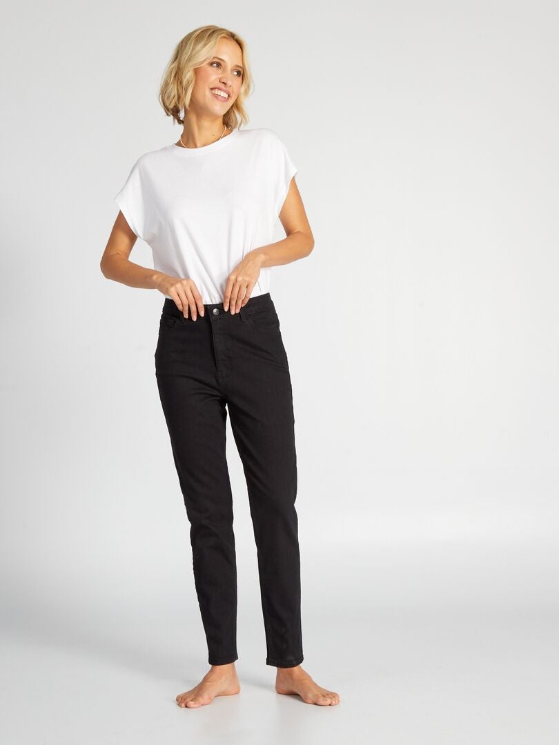 Calça jeans slim tamanho 32L - PRETA