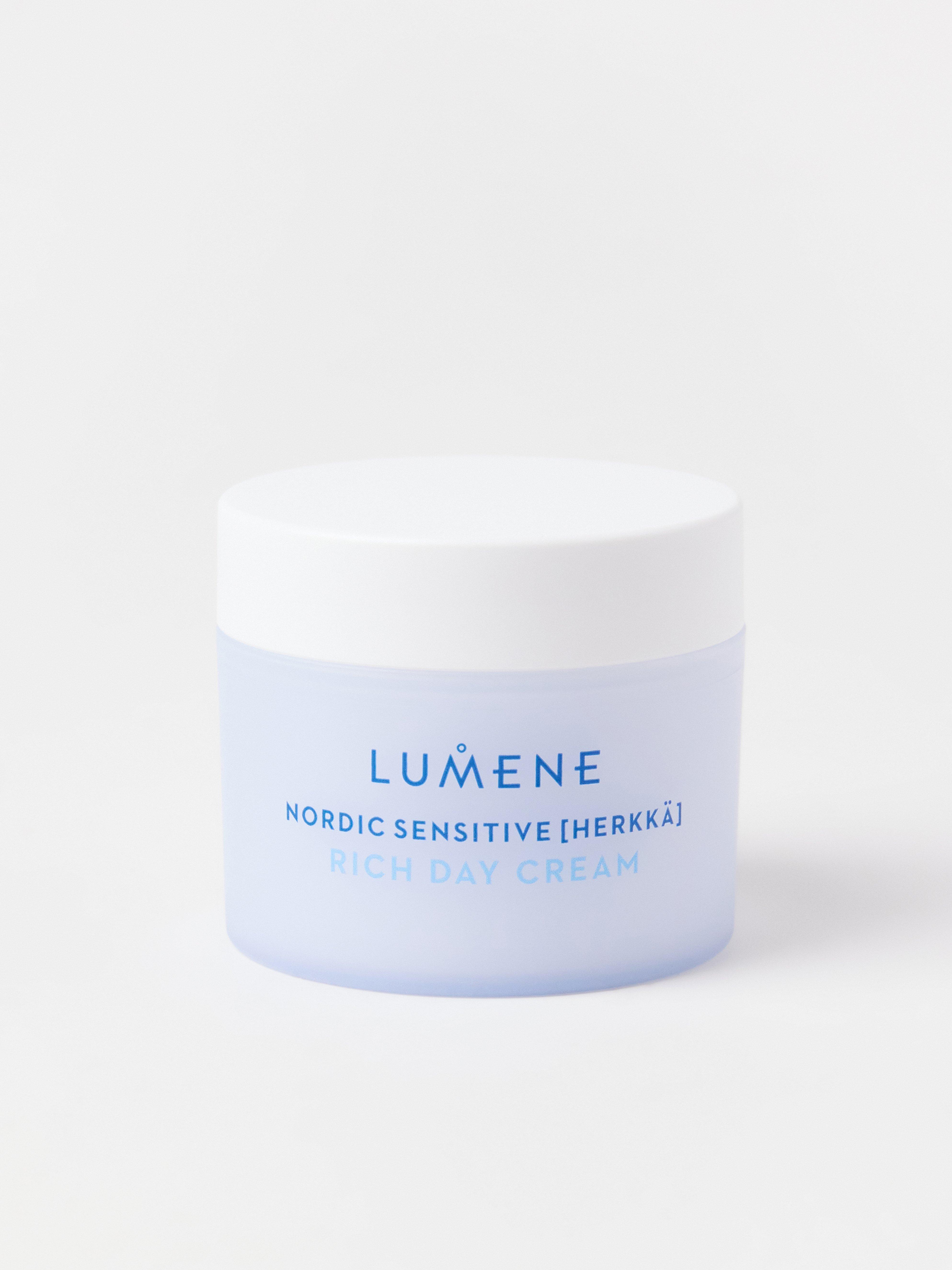 Lumene Nordic Sensitive Rich Day Cream Ingen farge
