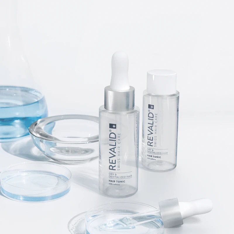 „Revalid Hair Tonic“ – energizuojantis tonikas su kofeinu, skatinantis plaukų augimą.