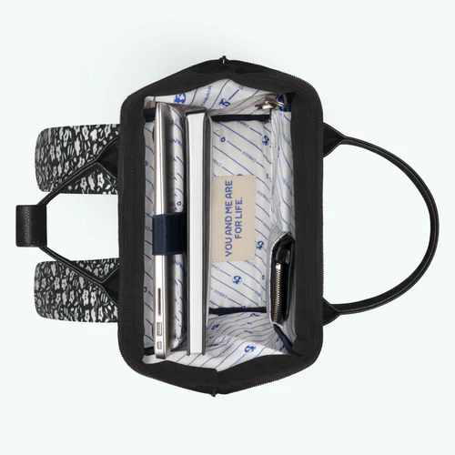 Cabaia Adventurer Small Catania Rucksack, schwarz