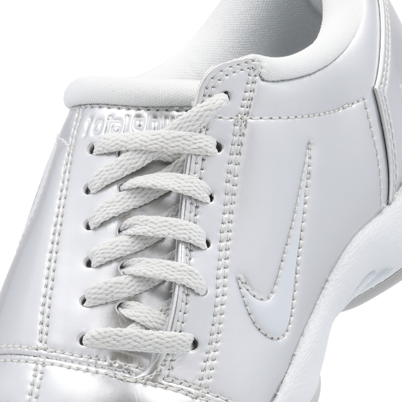 Nike Total 90