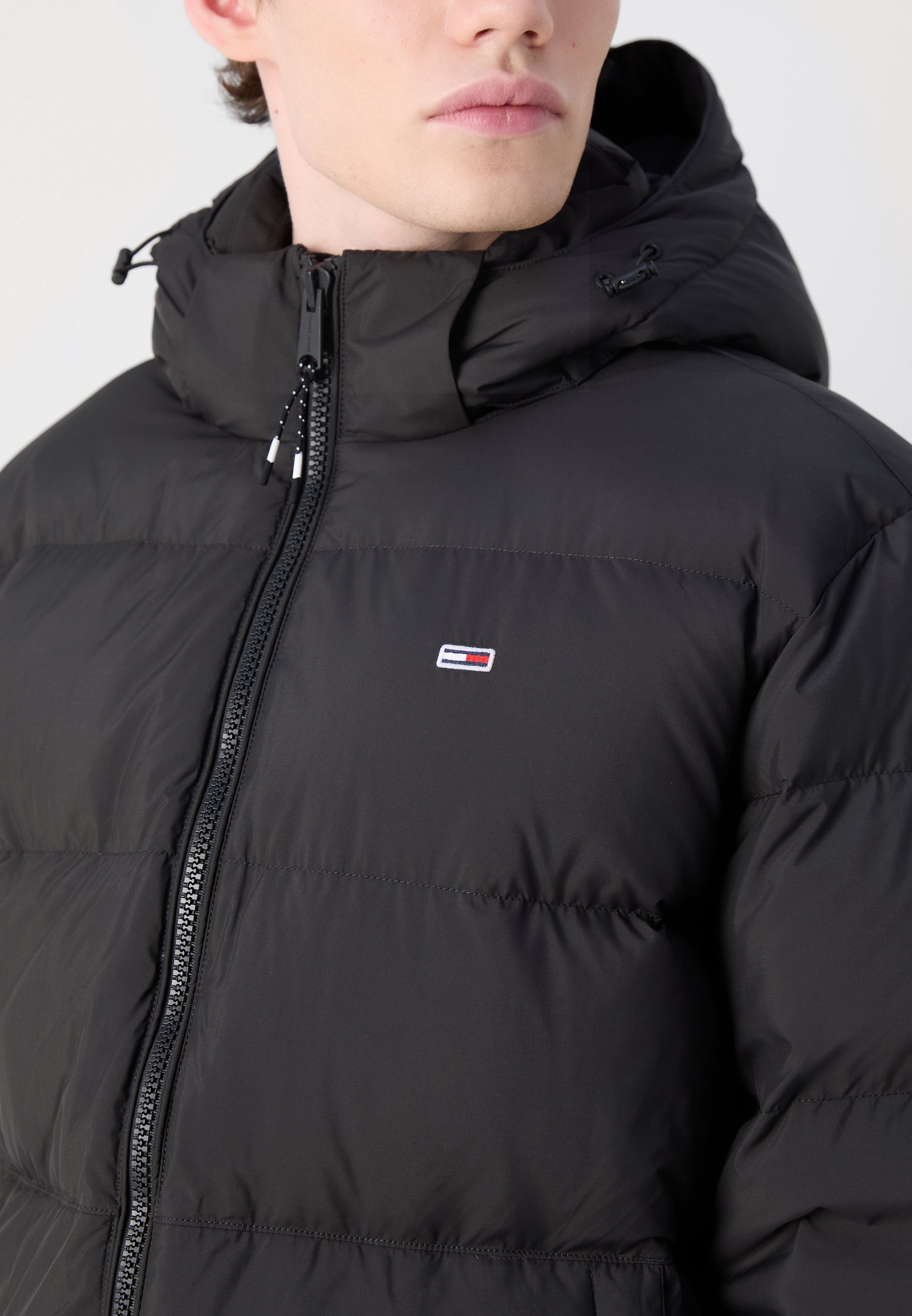 Tommy Jeans ESSENTIAL - Giacca imbottita - nera