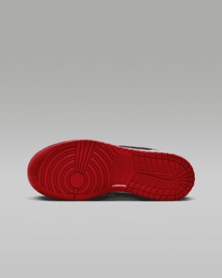 Air Jordan 1 Low Older Kids' Shoes