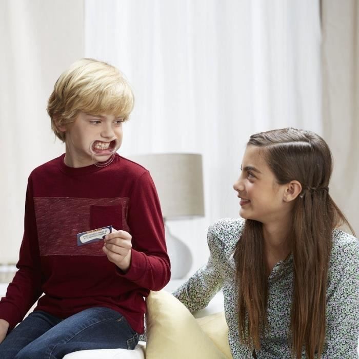 Word Match: Kids vs. Parents, Family Party Game, French Version, Hasbro Gaming